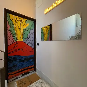 Ziettas Pop House , Naples Italy